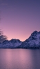 📱冬の山と湖 iPhone 14 Pro 壁紙・待ち受け