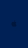 📱インディゴ・ブルー アップルのロゴ iPhone 14 Plus 壁紙・待ち受け