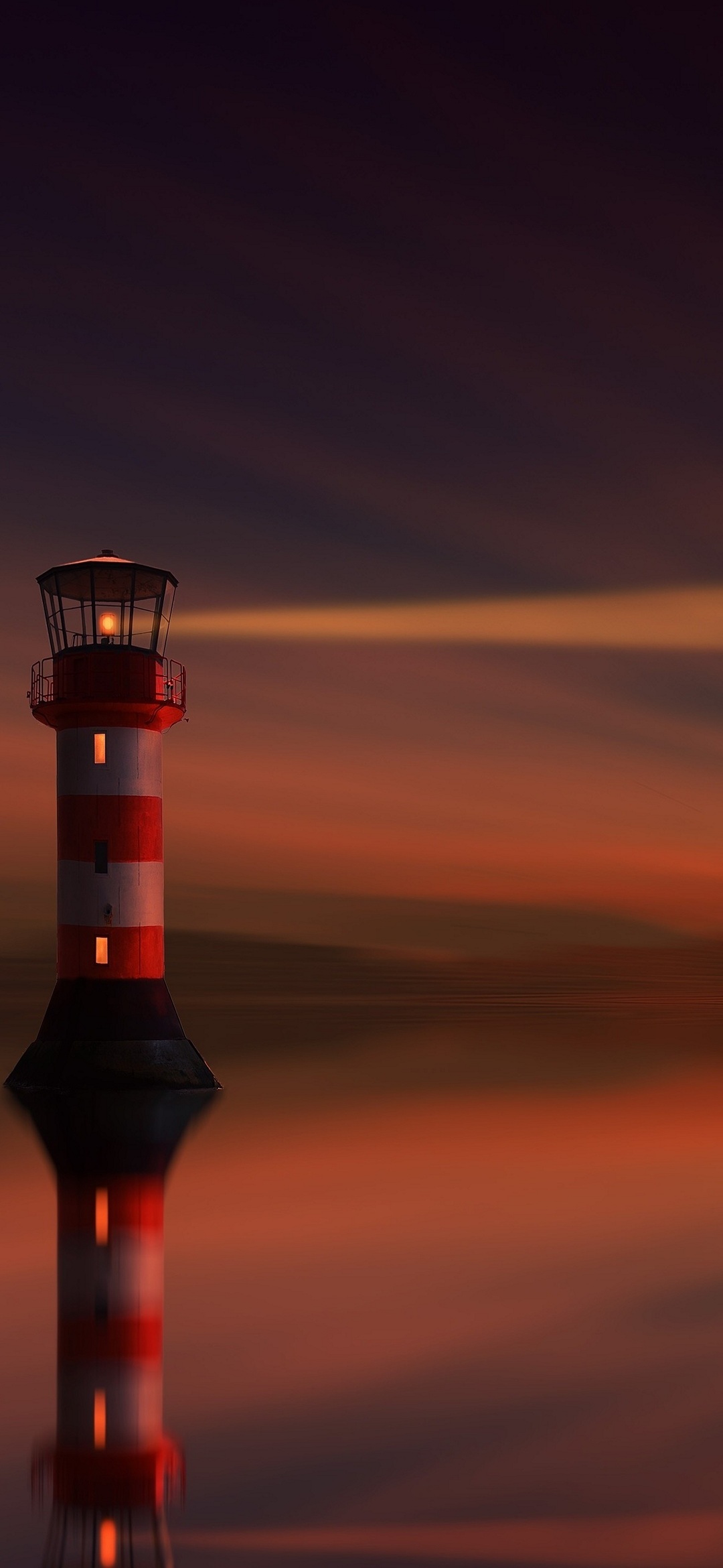 夜の海を照らす赤と白の灯台 Redmi 9t Android スマホ壁紙 待ち受け スマラン