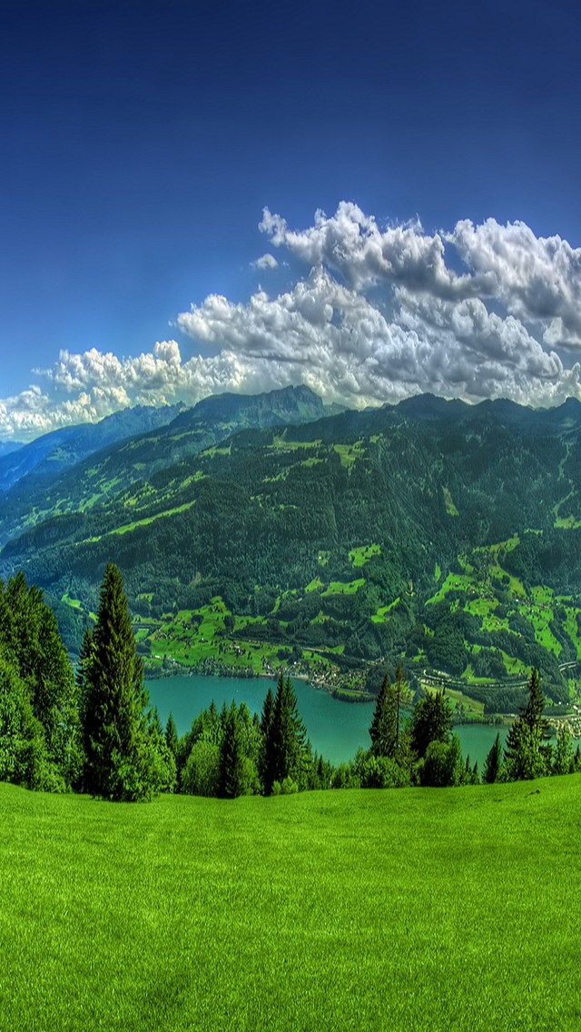スイス 山腹から見る湖 Iphone 5 スマホ壁紙 待ち受け スマラン