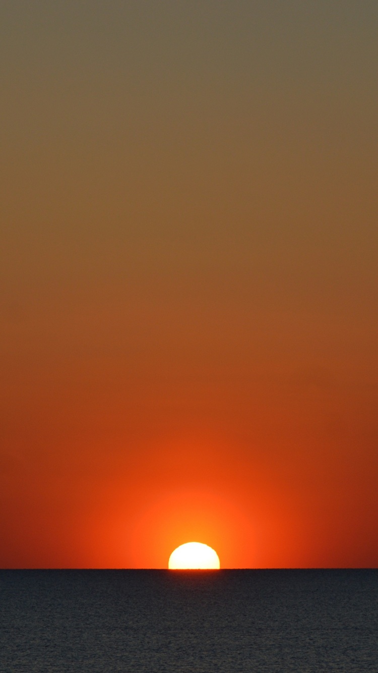 綺麗な夕日と海 Iphone 6s スマホ壁紙 待ち受け スマラン