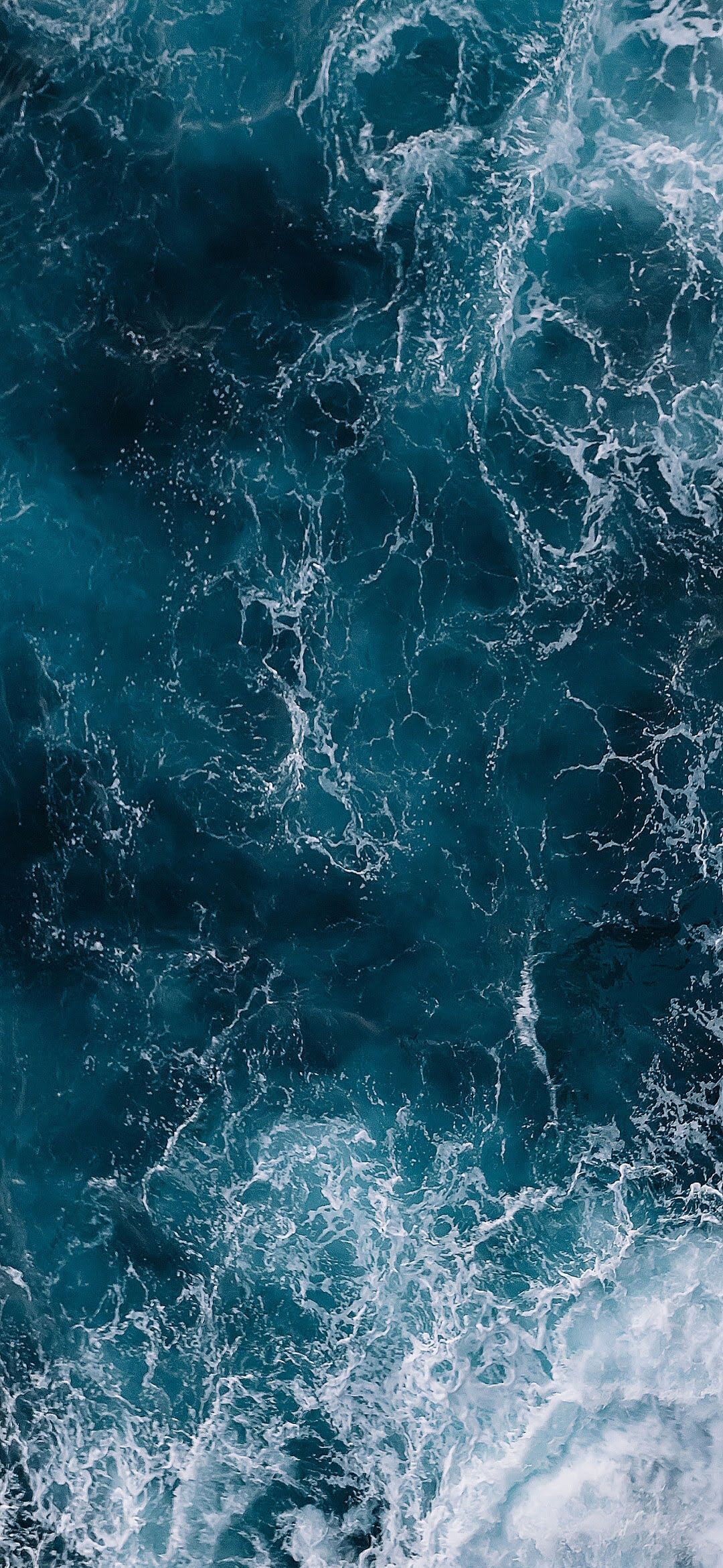 画面いっぱいの青い海 Zenfone 6 Android スマホ壁紙 待ち受け スマラン