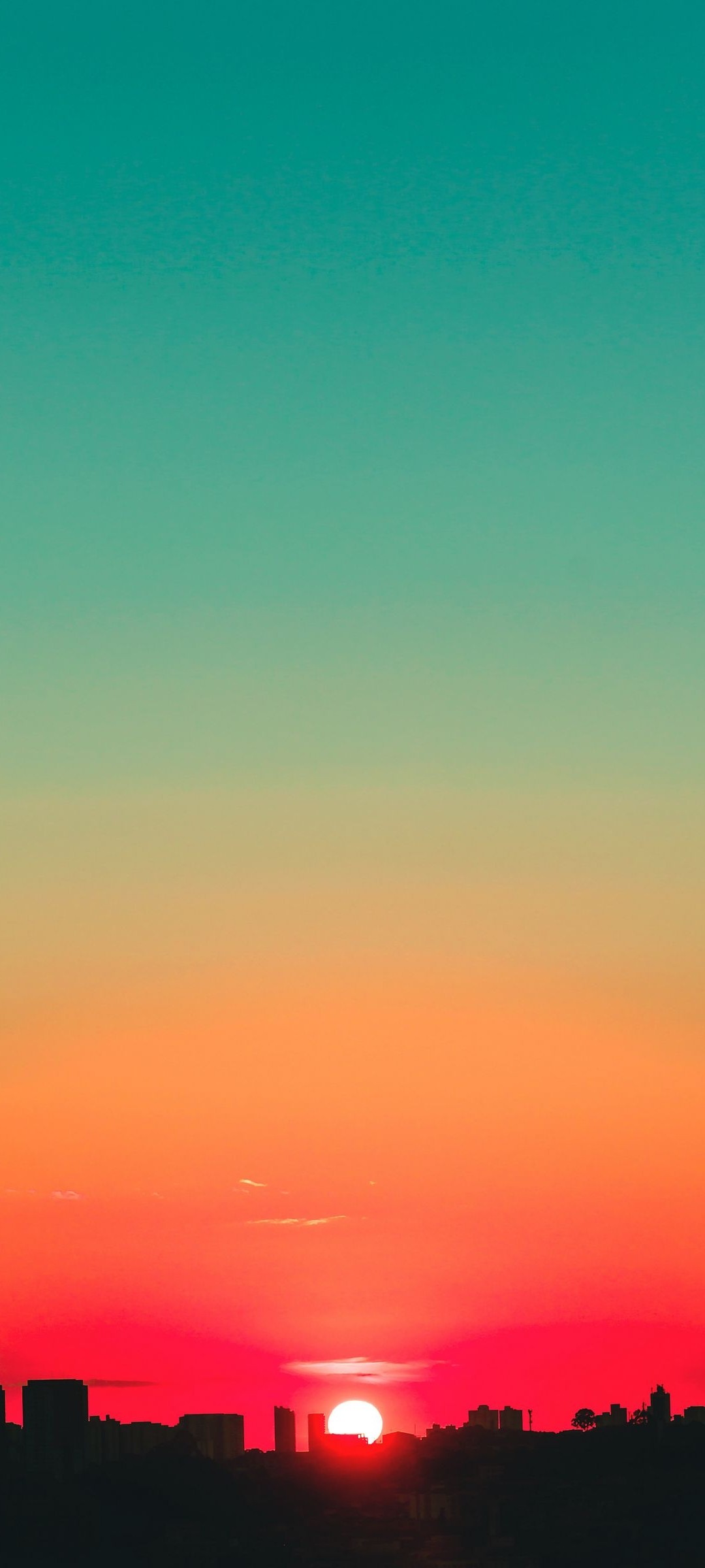 緑とオレンジのグラデーションの空 夕日 Zenfone 7 Androidスマホ壁紙 待ち受け スマラン