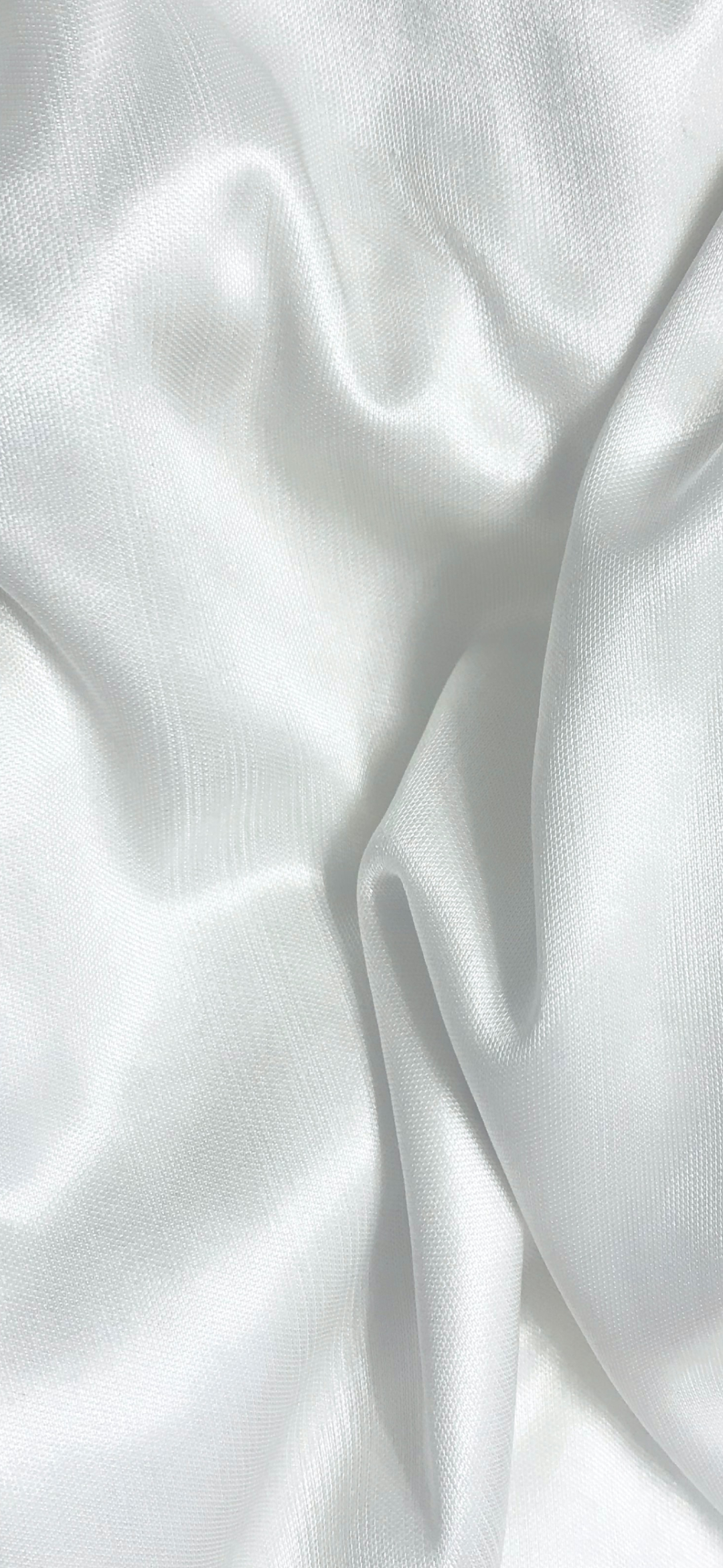 綺麗な光沢のある白い布 Iphone 13 Mini 壁紙 待ち受け スマラン