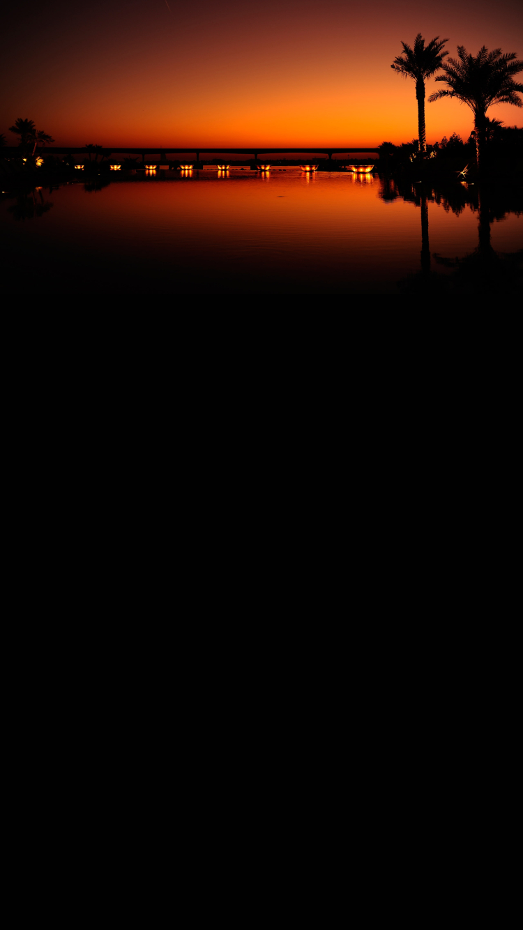 ドバイの夜景 夕陽 風景 Iphone 8 壁紙 待ち受け スマラン