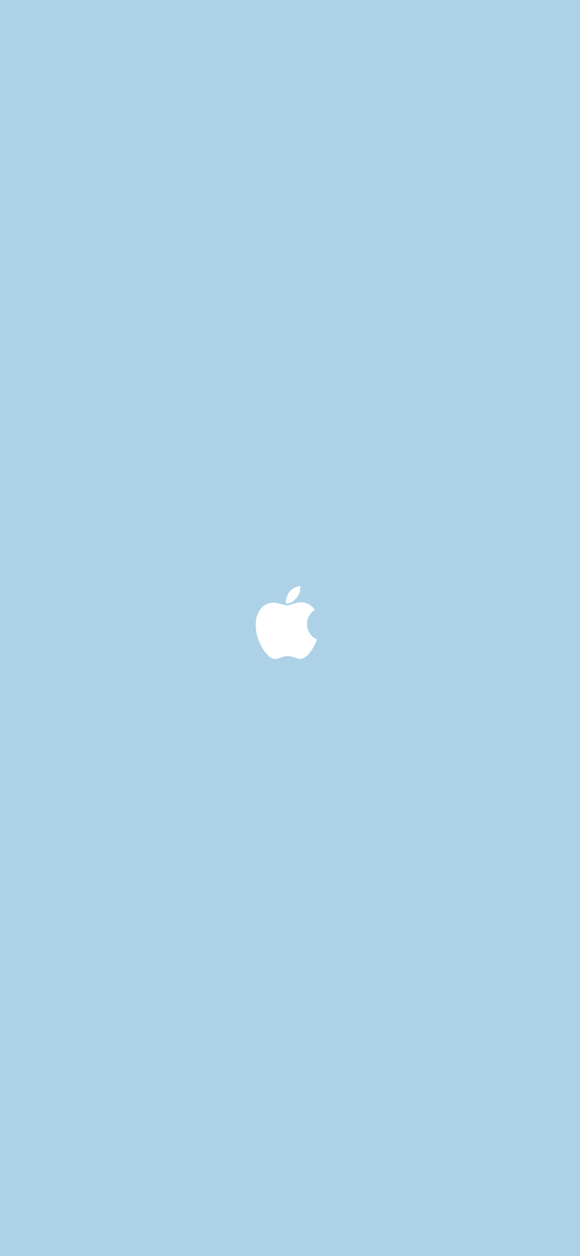 シンプル クリーンな水色のappleのロゴ Iphone 12 壁紙 待ち受け スマラン