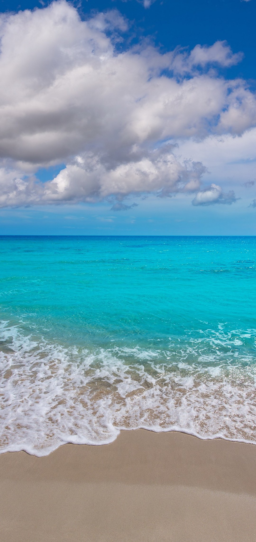 青空 綺麗な海と砂浜 Arrows M05 Androidスマホ壁紙 待ち受け スマラン