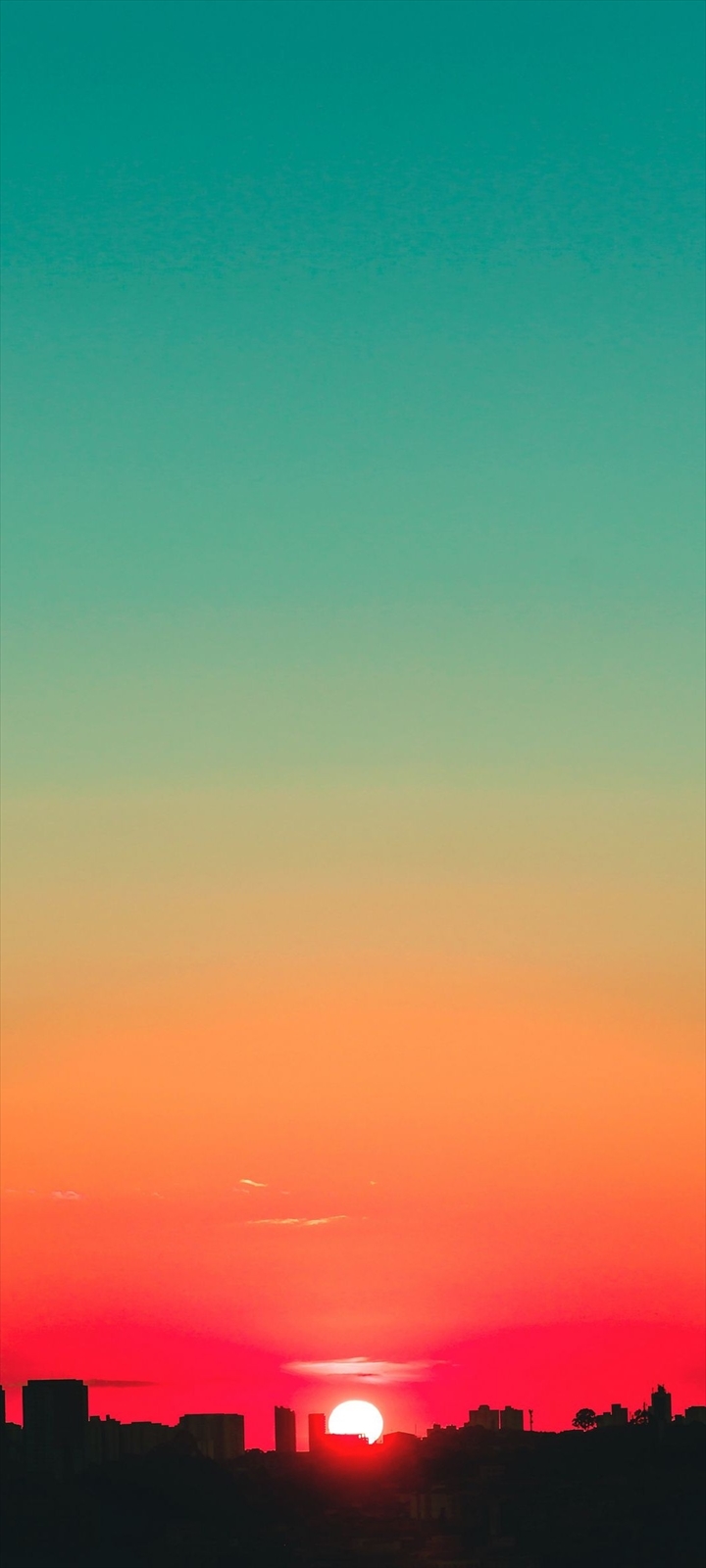 緑とオレンジのグラデーションの空 夕日 Oppo A5 Androidスマホ壁紙 待ち受け スマラン