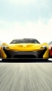 📱A sprinting yellow racing car ROG Phone 3 Android 壁紙・待ち受け
