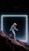 📱月の斜面を歩く宇宙飛行士 iPhone 12 Pro 壁紙・待ち受け