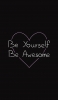 📱Be yourself Be Awesome iPhone 13 壁紙・待ち受け