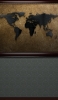 📱世界地図が飾ってあるフロアー iPhone 11 Pro Max 壁紙・待ち受け