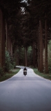 📱林道を走るバイク iPhone 11 Pro Max 壁紙・待ち受け