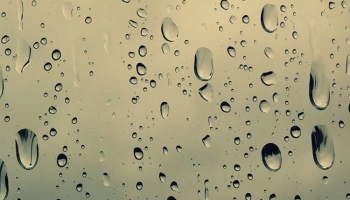 📱セピア調の雨の日のガラス iPhone 7 壁紙・待ち受け
