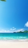 📱青い海と空と白い砂浜 iPhone SE (第3世代) 壁紙・待ち受け