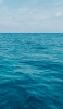 📱綺麗な空と海と白い船 iPhone SE (第3世代) 壁紙・待ち受け