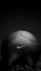 📱ナイキの黒いサッカーボール iPhone SE (第2世代) 壁紙・待ち受け