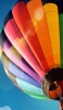 📱下から見上げたカラフルな気球 iPhone XR 壁紙・待ち受け