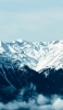 📱遠くから撮影したピレネー山脈 iPhone XR 壁紙・待ち受け