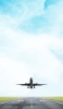 📱滑走路から離陸する飛行機 Xperia 8 Lite 壁紙・待ち受け