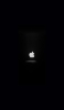 📱ミニマル 黒 白 アップルのロゴ iPhone 12 壁紙・待ち受け