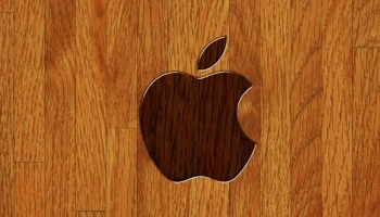 📱木の板 アップルのロゴ ウッド Galaxy S21 5G 壁紙・待ち受け