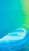📱エメラルドグリーンの波間から見える空 Redmi Note 9S 壁紙・待ち受け