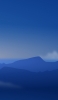 📱綺麗な青い山と空 OPPO Reno5 A 壁紙・待ち受け