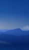 📱綺麗な青い山と空 OPPO A5 2020 壁紙・待ち受け