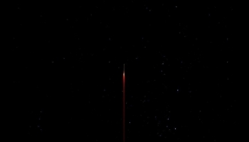 📱青い地球 赤い彗星 iPhone 13 mini 壁紙・待ち受け