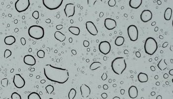 📱水滴のついた透明のガラス Redmi Note 10 Pro 壁紙・待ち受け