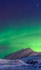 📱紫・緑の星空とオーロラ 雪の大地 Xperia 8 Lite 壁紙・待ち受け