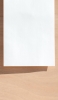 📱木の板と白い紙 Redmi Note 10 JE 壁紙・待ち受け